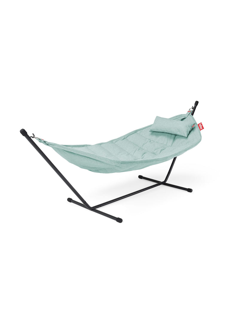 Fatboy Headdemock Superb in seafoam color, luxury hammock with UV-resistant Olefin fabric and sturdy steel frame, perfect for outdoor relaxation.