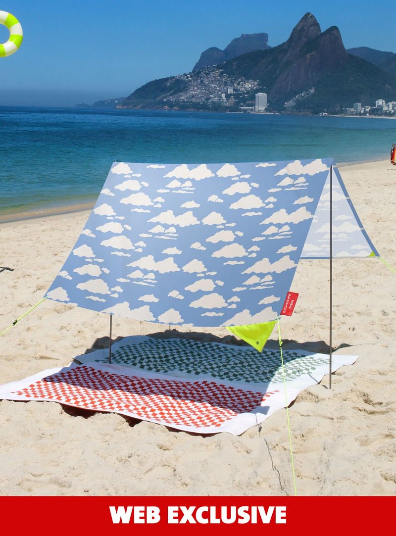 Fatboy Miasun x Dusen Dusen beach tent with Cloud print, offering stylish, lightweight sun protection.