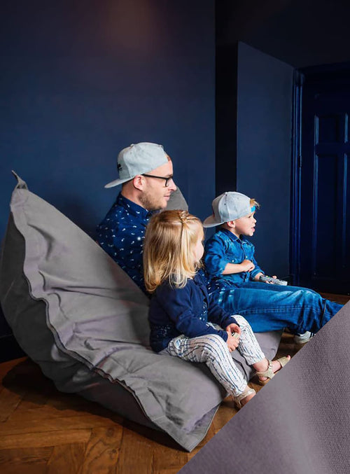 Enjoy laid-back comfort with the Fatboy Original Stonewashed, a soft cotton bean bag that blends timeless style and relaxation, perfect for cozy corners and Canadian homes.