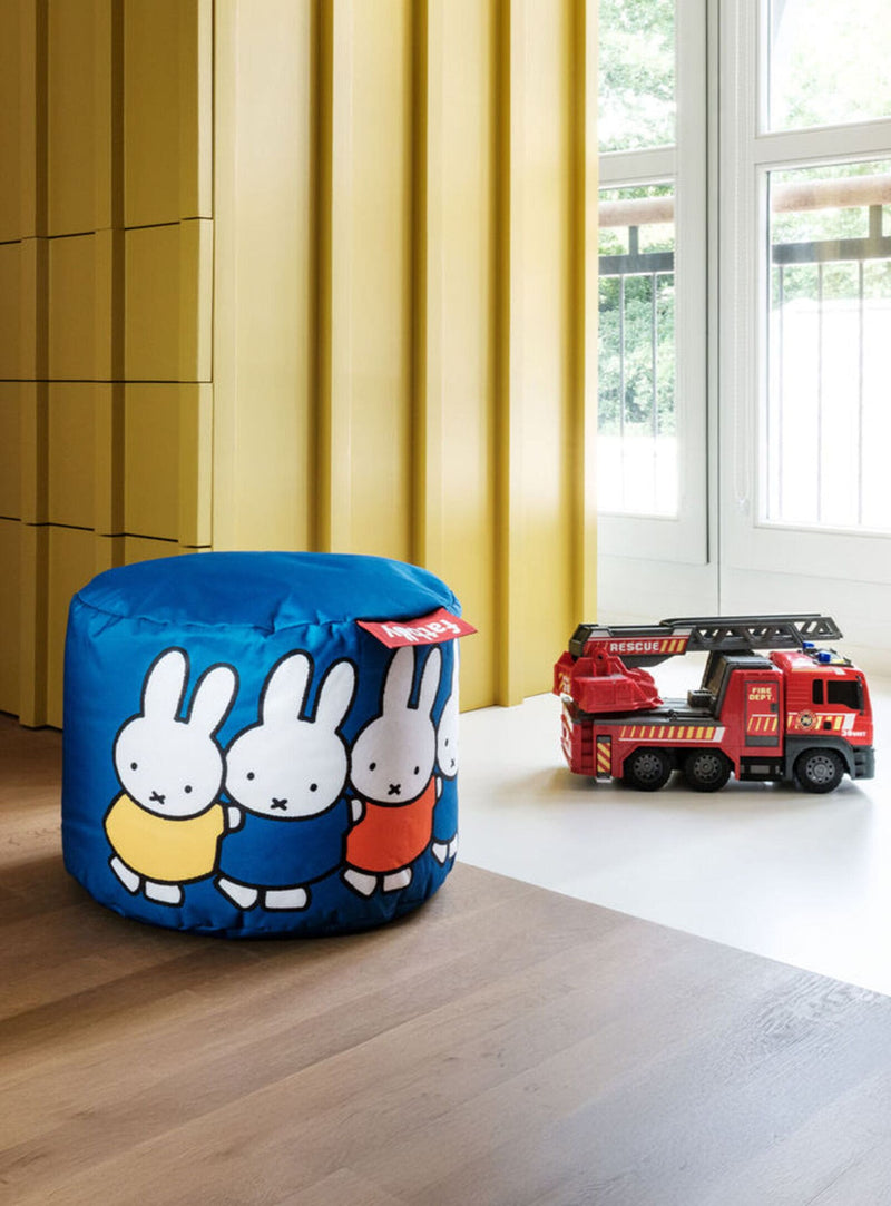 Colorful Point x Miffy pouf by Fatboy in a children’s playroom.