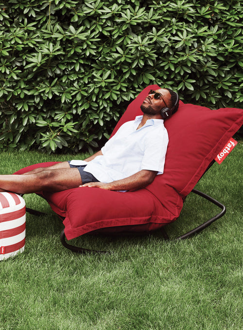 Fatboy Original Olefin + Rock 'n Roll: transformable bean bag rocking chair with durable frame and UV-resistant fabric.
