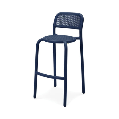 Fatboy Toní Barfly in Dark Ocean: durable, lightweight aluminum outdoor bar stool, weatherproof and corrosion-resistant.